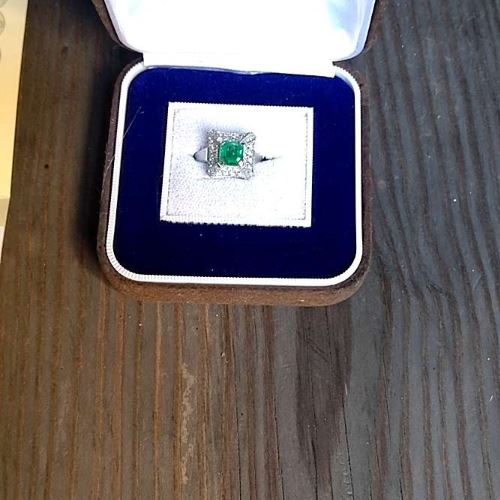 PT900 天然エメラルドリング0.97ct