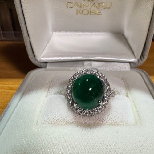 エメラルド ダイヤモンドリング