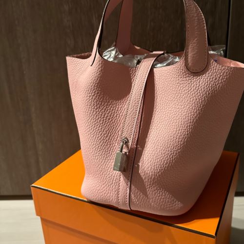 エルメス ピコタン