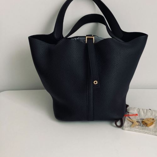 エルメス ピコタン