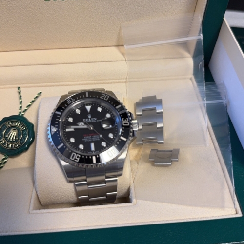 126600