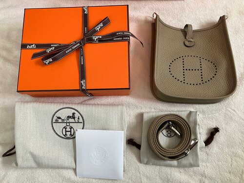 エルメス エブリン