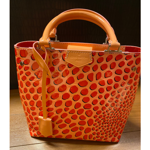 ヴェルニ オープントート ジャングルドットの画像