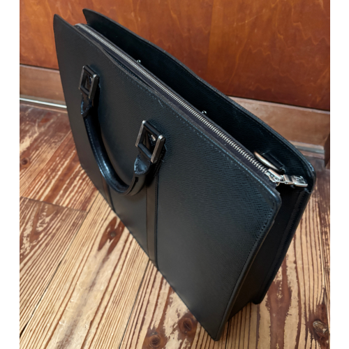 ルイヴィトン タイガの画像