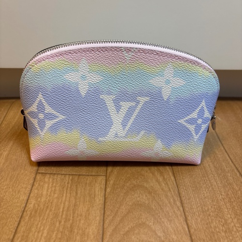 エスカル ポーチ ルイヴィトン ポシェット・コスメティック PMの画像