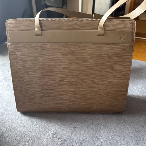 ルイヴィトン エピ