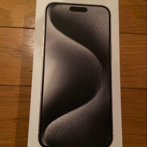 iPhone15 pro max ホワイトチタニウム