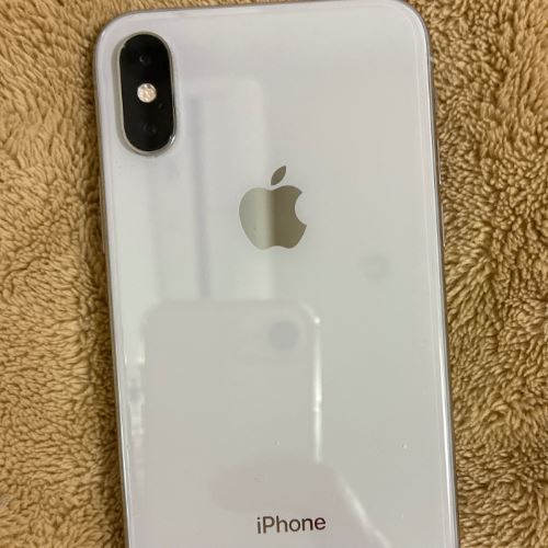 iPhoneXS64GBシルバー