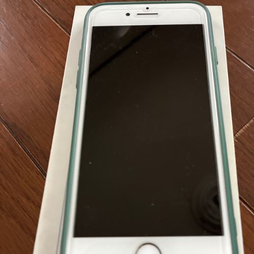 iPhone8 silverMQ792J/A