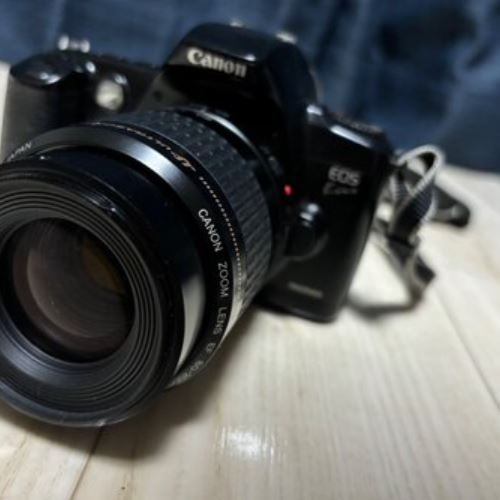 Canon EOS
