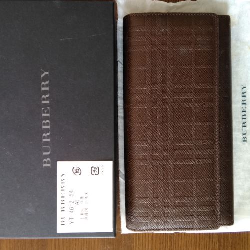 バーバリー長財布 ブラウン