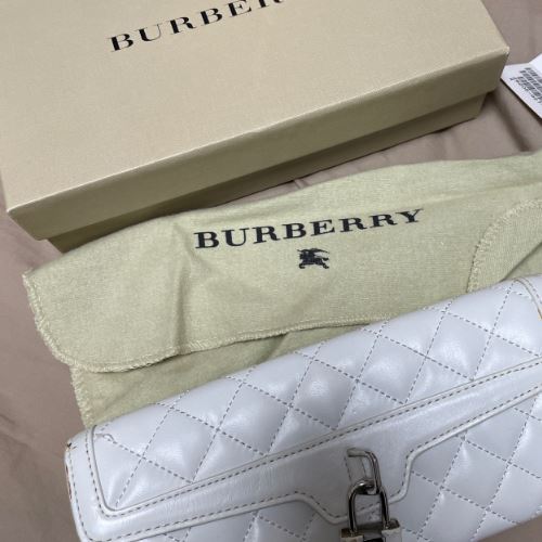 バーバリー 財布