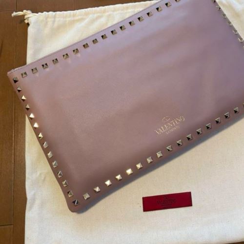 ヴァレンティノ クラッチ