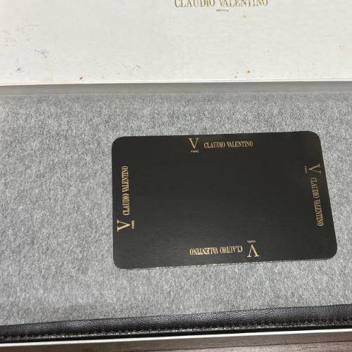 CLAUDIO VALENTINO 長財布