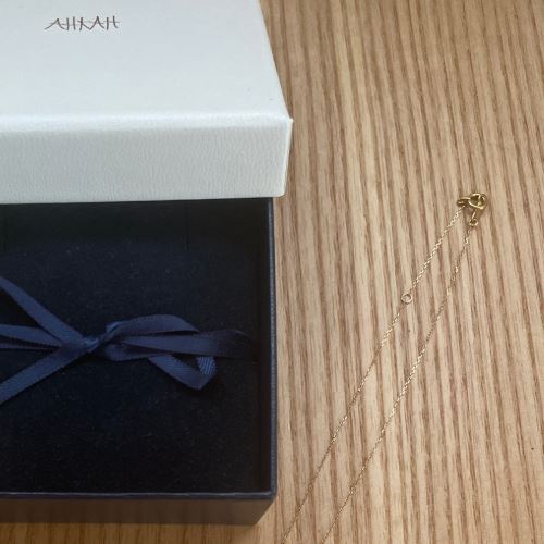 アーカーAHKAH ローラーハートネックレス