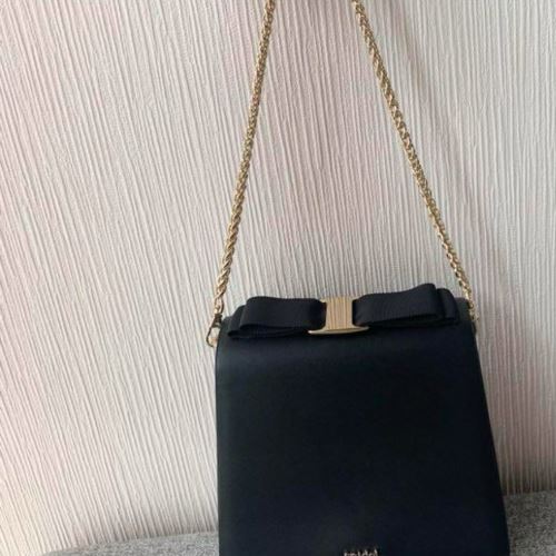 スナイデル　ショルダーバッグ