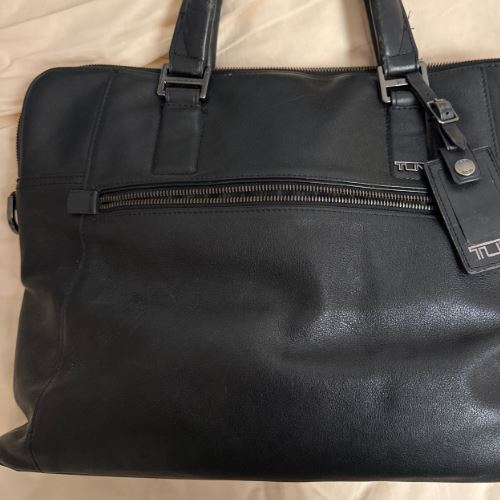 トゥミ　ビジネスバッグ