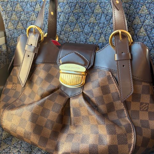 ダミエ　システィナ