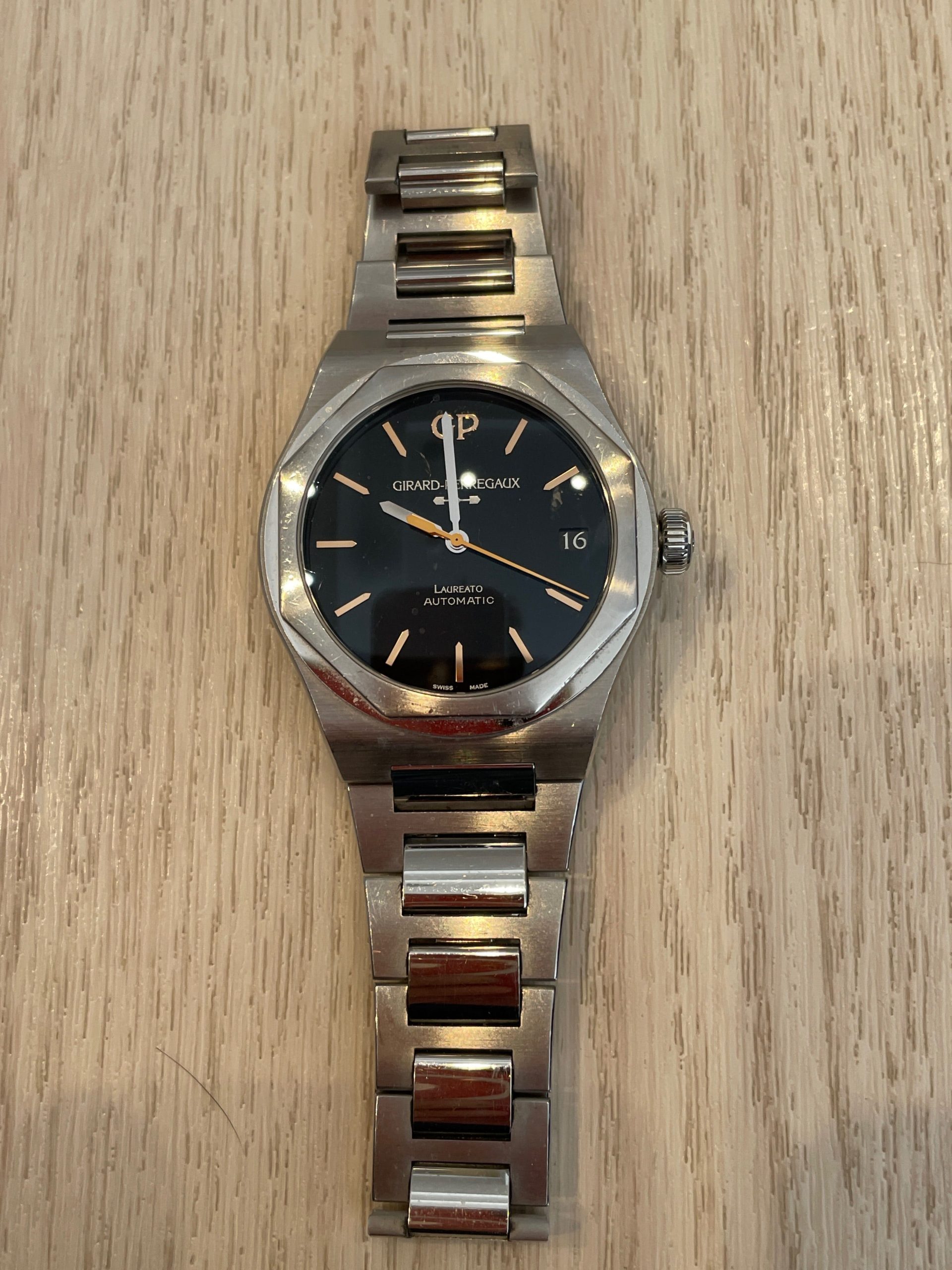 ジラールペルゴロレアート81010-11-635-11Aの画像