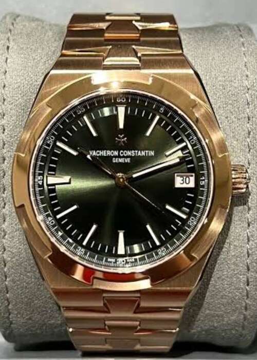 ヴァシュロン コンスタンタン オーヴァーシーズ 4520V/210R-B967