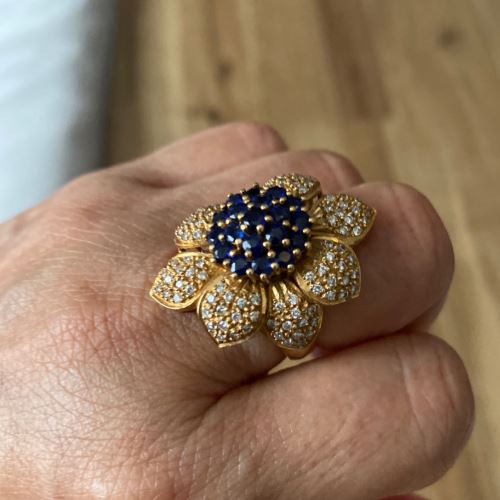 １８金パビェダイアモンド有り指輪