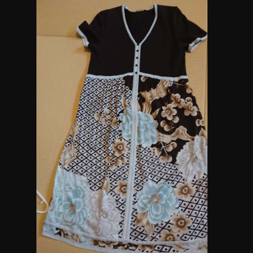 レオナールワンピース