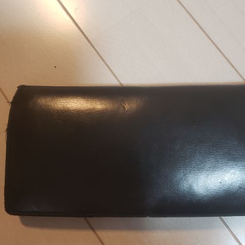 カルティエ財布