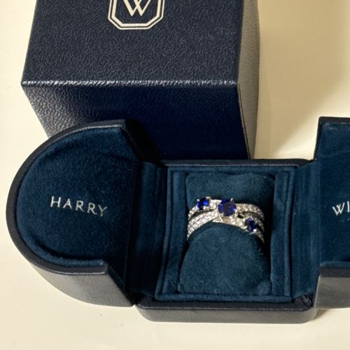 ハリーウィンストン　ジオメタリックサファイアリング