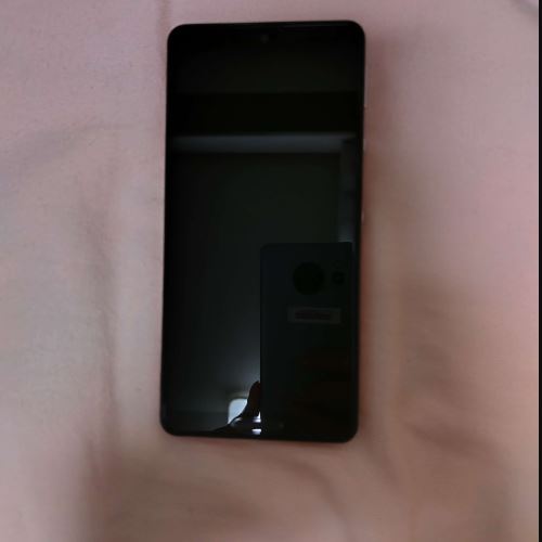 AQUOS sense5G SH-53A コーラルレッド