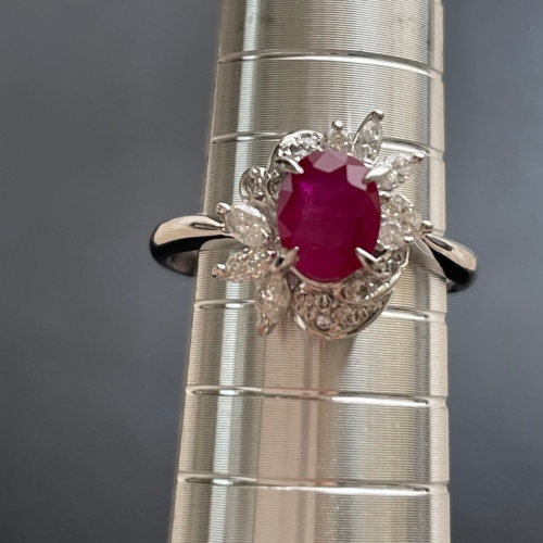 ルビーリングの画像