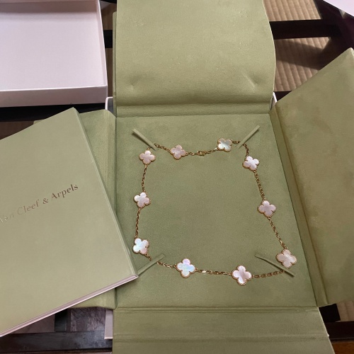 ヴァンクリ　10p アルハンブラネックレス　マザーオブパールの画像