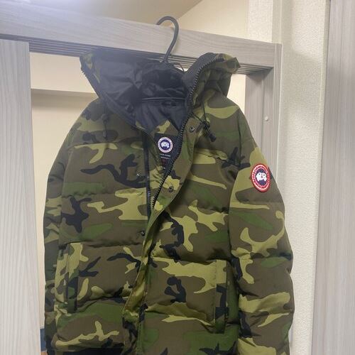 カナダグース　ダウンジャケット