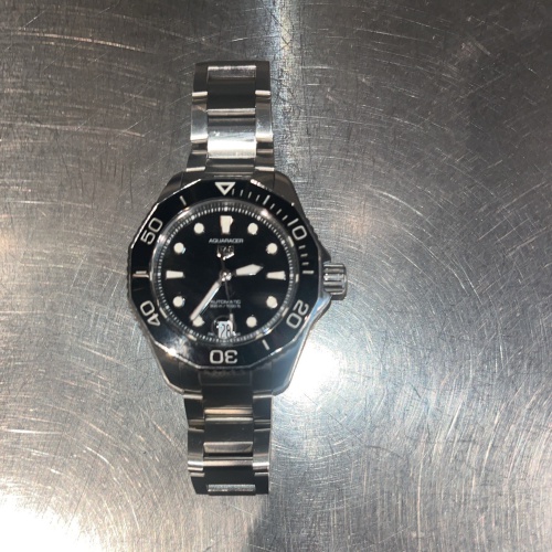 タグホイヤー アクアレーサーの画像