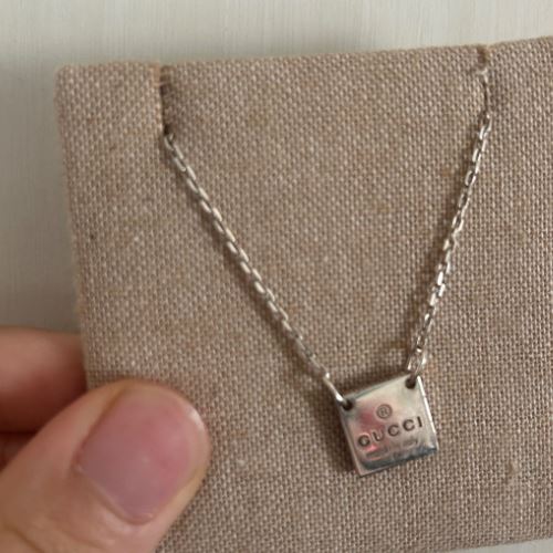 グッチ スクエアネックレス