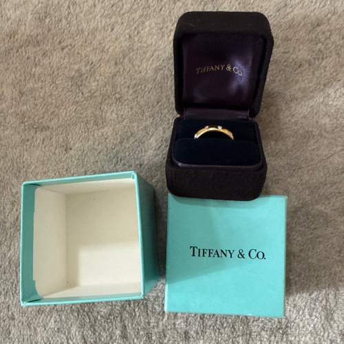 ティファニーの指輪の画像