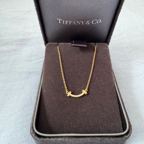 ティファニー　Tスマイル ネックレス　ミニ　K18YGの画像