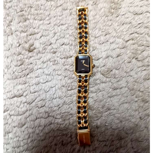 シャネル プルミエールの画像