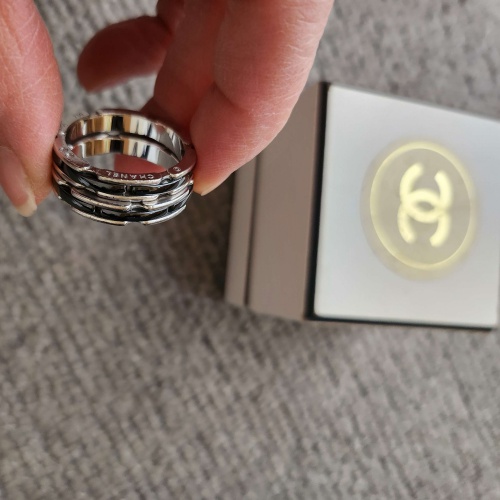 シャネルウルトラリングの画像