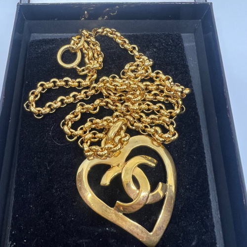 CHANEL シャネル ヴィンテージ ココマーク ハートネックレス 95Pの画像