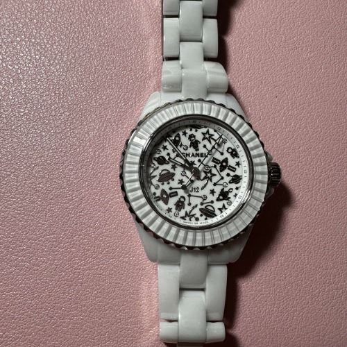 シャネル J12