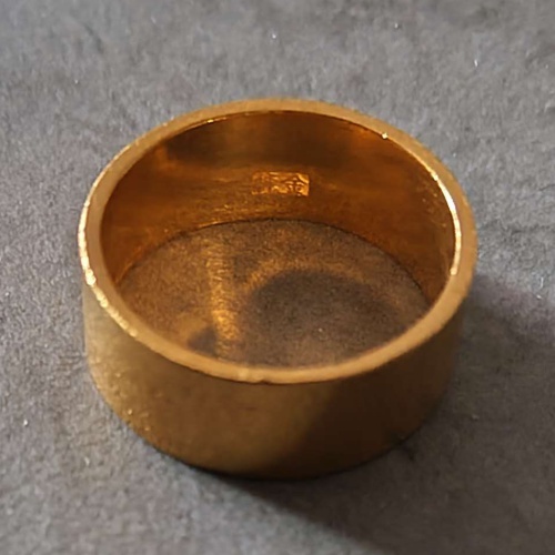 金リングの画像