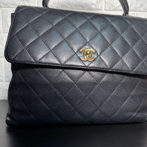 シャネル ココハンドル マトラッセ ハンドバッグ