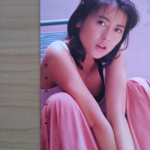 テレホンカード50度数、中山美穂