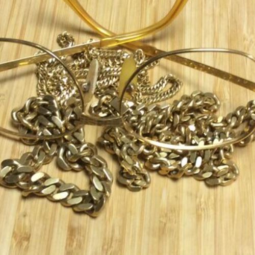 ネックレス、ブレスレット、メガネフレーム