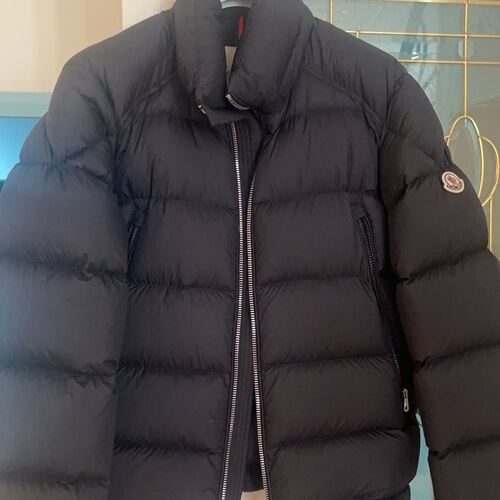 モンクレール POIRIER ダウンジャケット ブラック