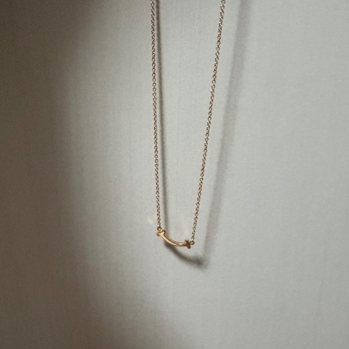 ティファニー Tスマイル ペンダント ミニ ローズゴールド