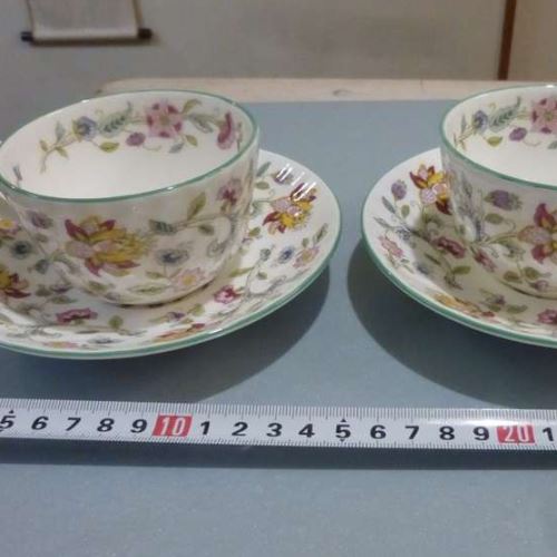 ミントン(Minton)ハドンホールのカップ＆ソーサー2客