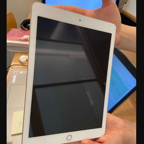 iPad 第6世代A1893