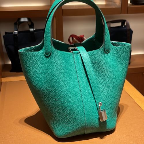 エルメス ピコタン