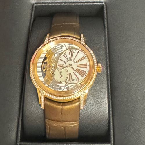 オーデマピゲ ミレネリー 77247OR.ZZA812CR.